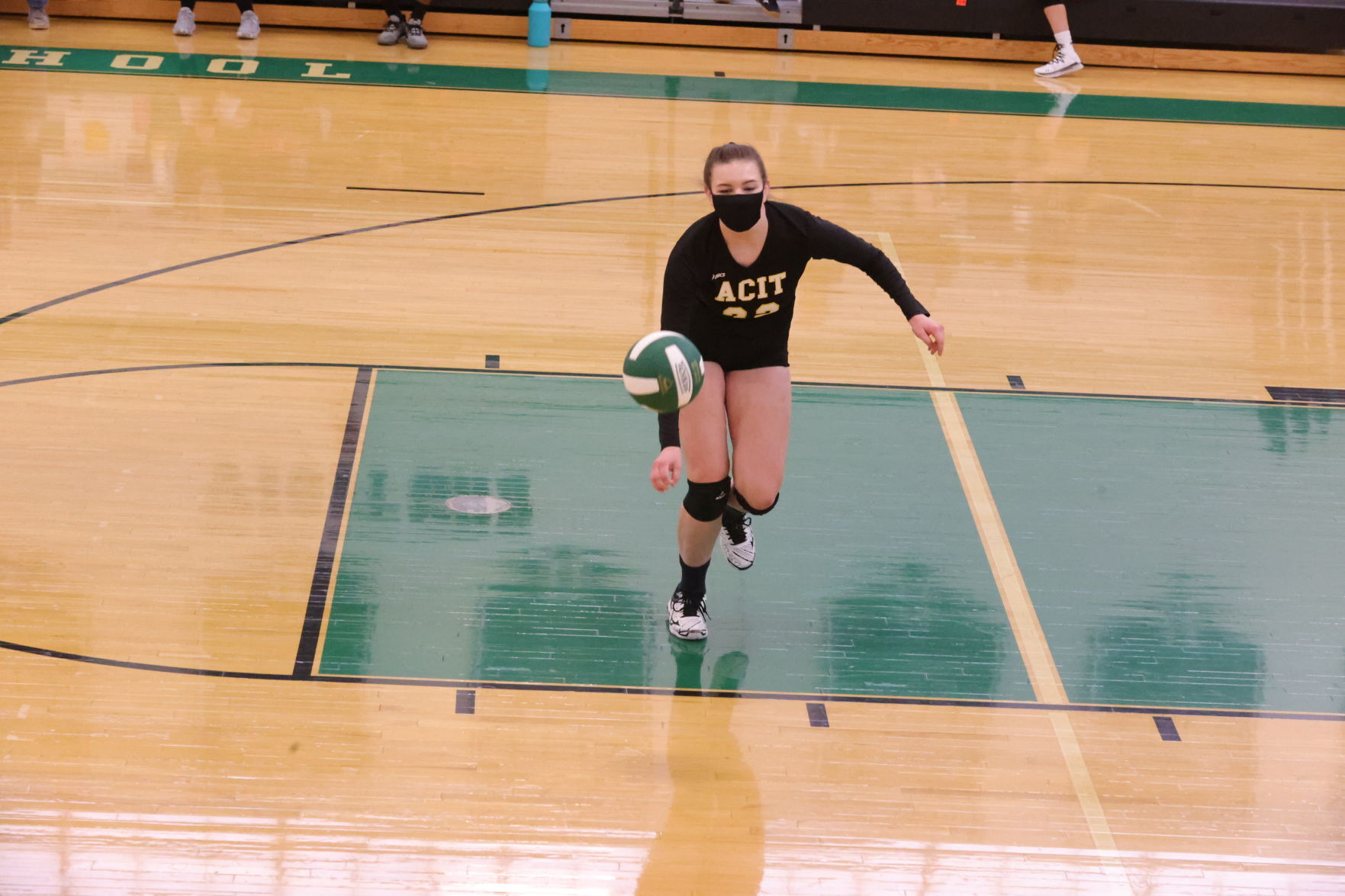 Mainland vs ACIT volleyball